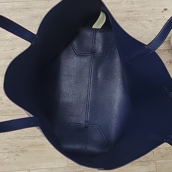 NEW KATE SPADE MYA ARCH PLACE REVERSIBLE LEATHER TOTE BAG - Picture 10 of 10